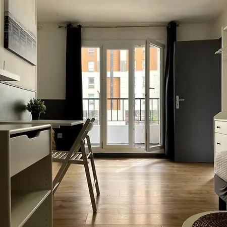 Cosy Near Beaches Νίκαια