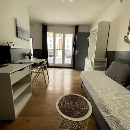 Cosy Near Beaches نيس